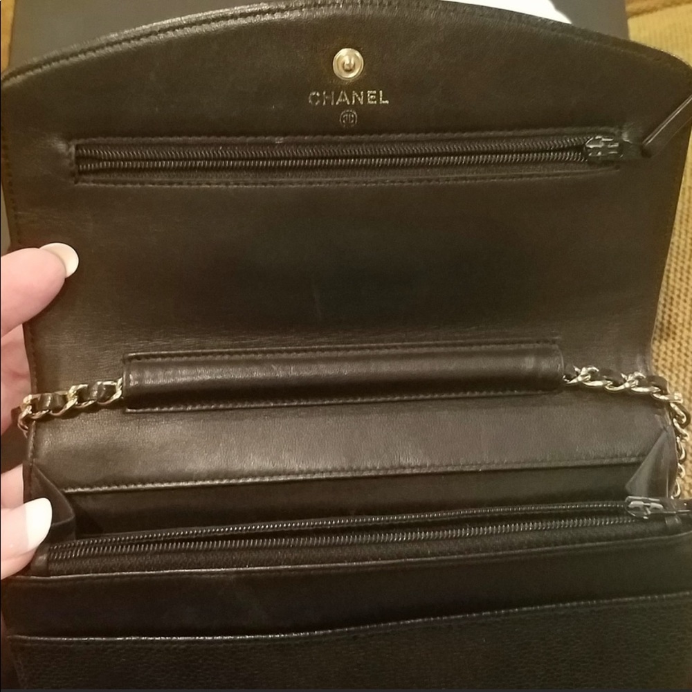 ❌❌SOLD❌❌Chanel Caviar Leather, WOC - Picture 6 of 15